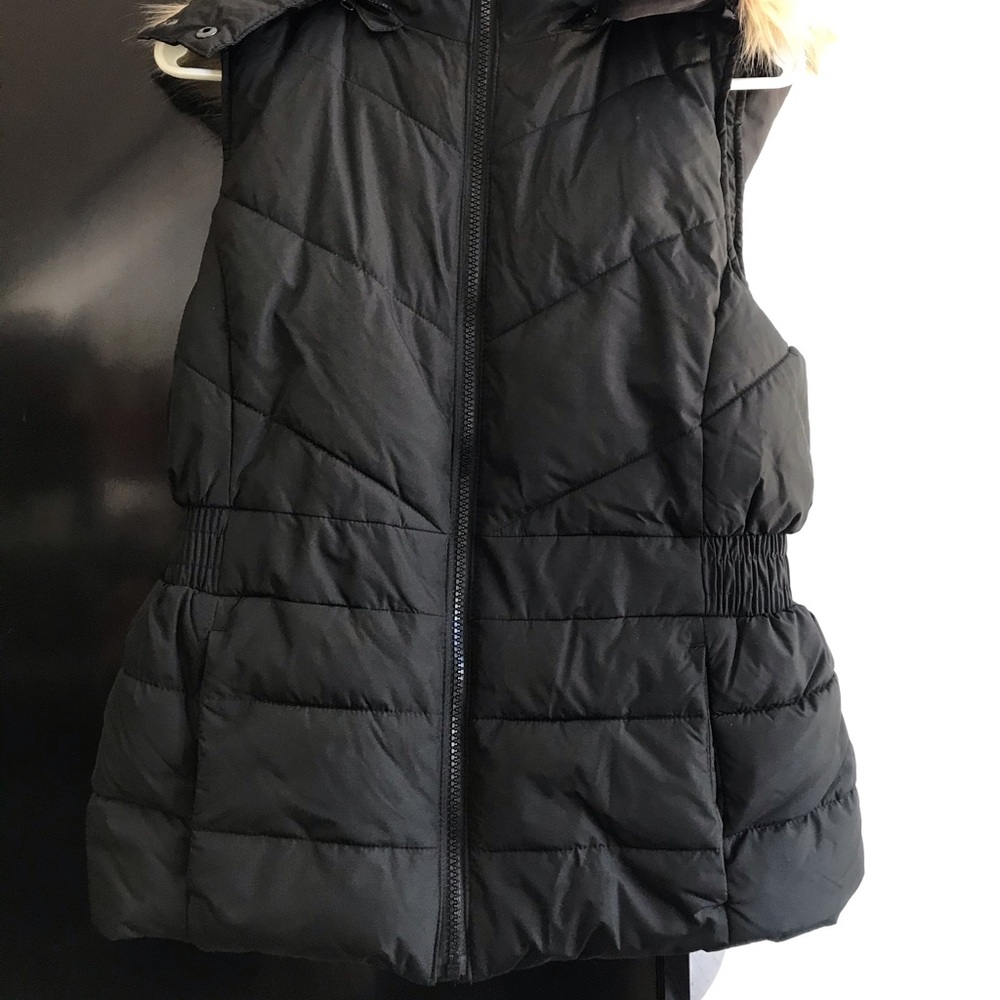 Banana Republic Factory Cinch Vest